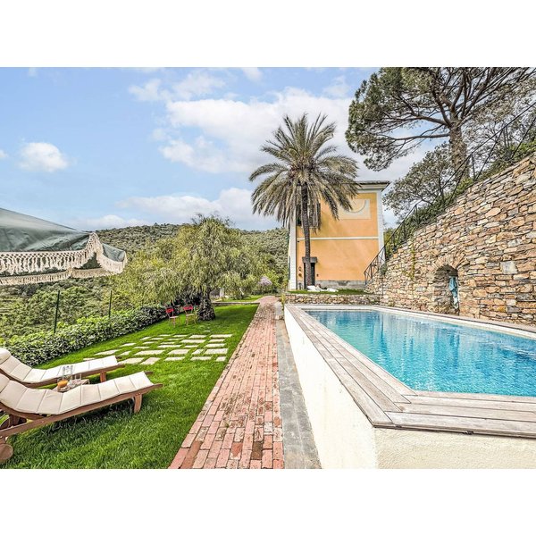 Maison De Vacances à Pontedassio à Partir De 525€ Par Nuit-image