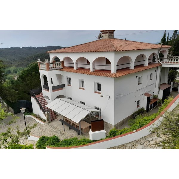 Maison De Vacances à Vidreres à Partir De 785€ Par Nuit-image