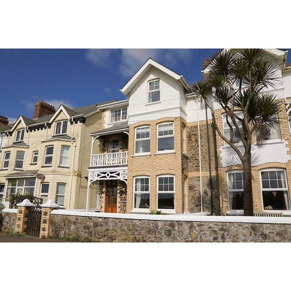 Maison De Vacances à Bude à Partir De 385€ Par Nuit-image