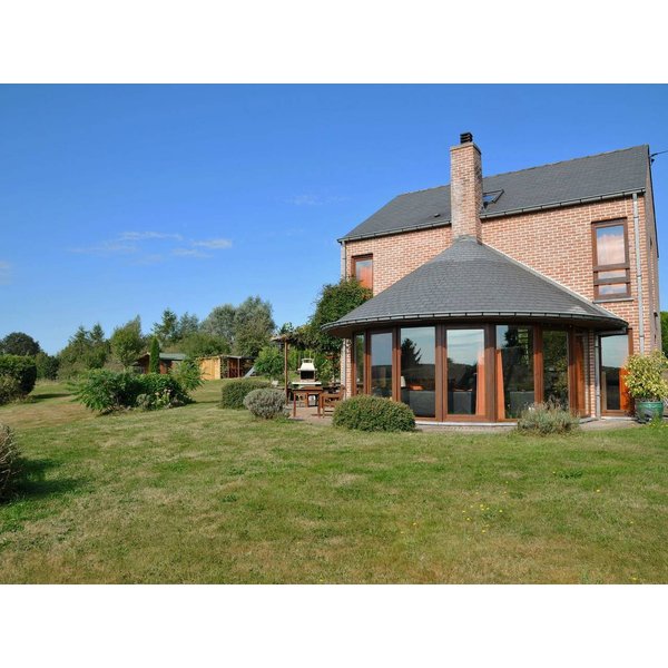 Maison De Vacances à Somme-Leuze à Partir De 141€ Par Nuit-image