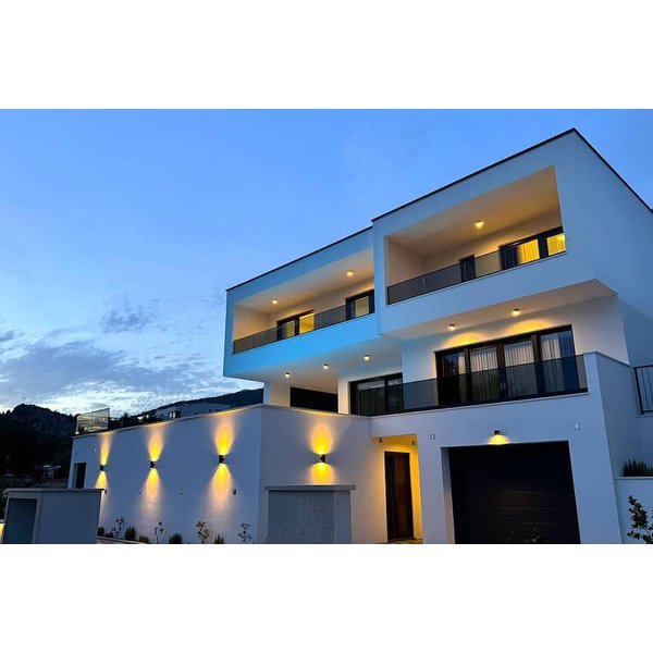 Maison De Vacances à Makarska à Partir De 360€ Par Nuit-image
