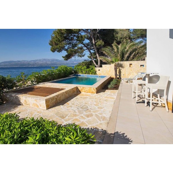 Maison De Vacances à Brac à Partir De 513€ Par Nuit-image