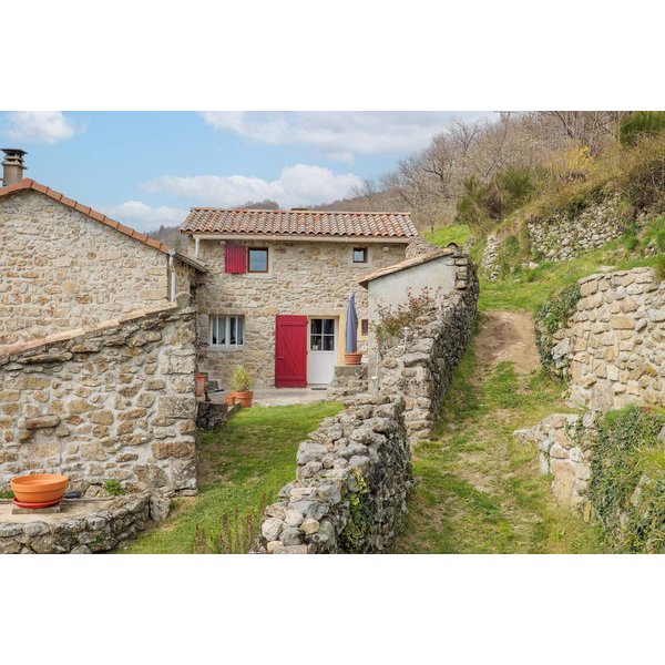 HôTel à ArdèChe à Partir De 53€ Par Nuit-image