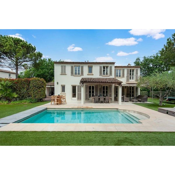 Maison De Vacances à Var à Partir De 867€ Par Nuit-image