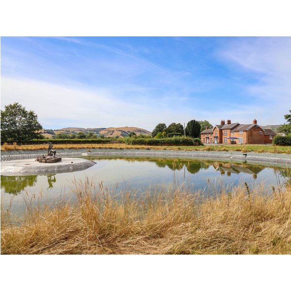 Maison De Vacances à Powys à Partir De 1147€ Par Nuit-image
