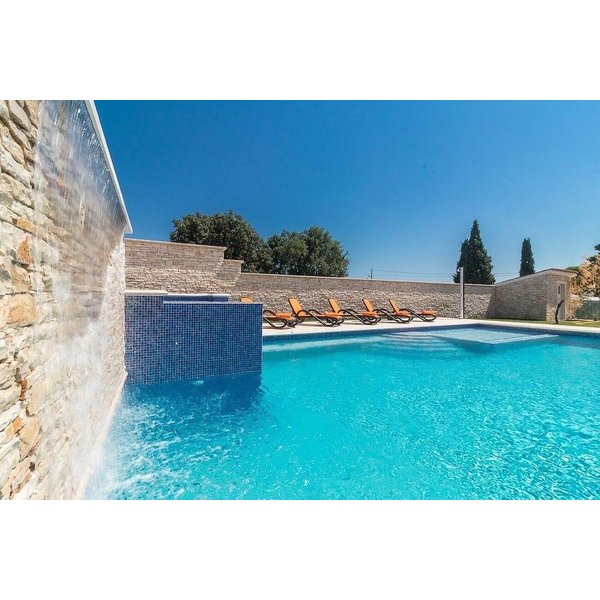 Maison De Vacances à LižNjan à Partir De 740€ Par Nuit-image