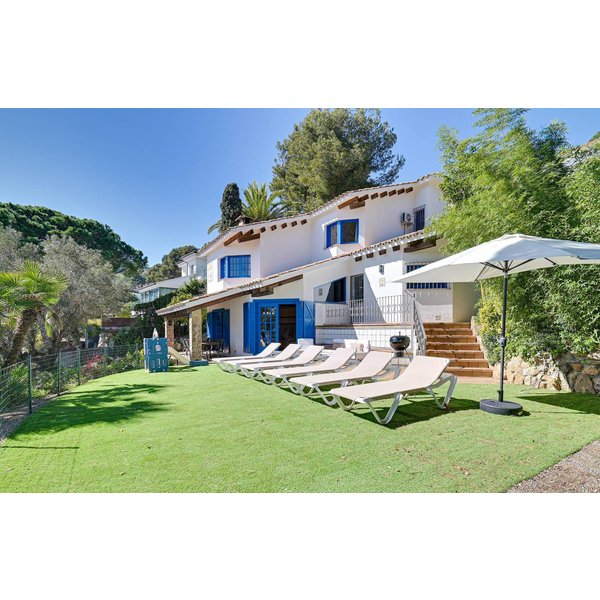 Maison De Vacances à Blanes à Partir De 243€ Par Nuit-image