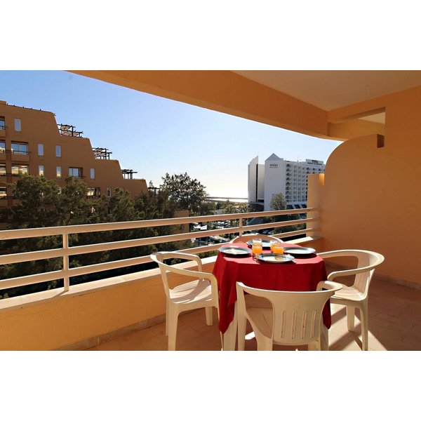 Appartement De Vacances à Quarteira à Partir De 106€ Par Nuit-image