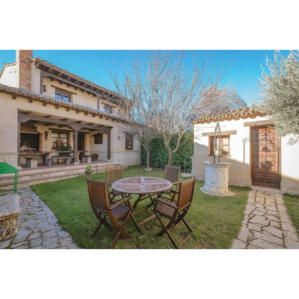 Maison De Vacances à UrueñA à Partir De 338€ Par Nuit-image