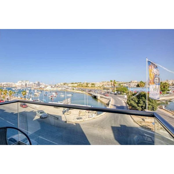 Appartement De Vacances à Gzira à Partir De 170€ Par Nuit-image