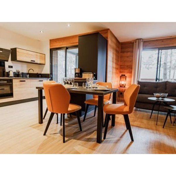 Maison De Vacances à MéZenc à Partir De 274€ Par Nuit-image