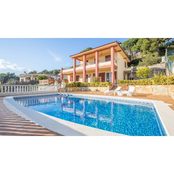 Maison De Vacances à Blanes à Partir De 292€ Par Nuit-image