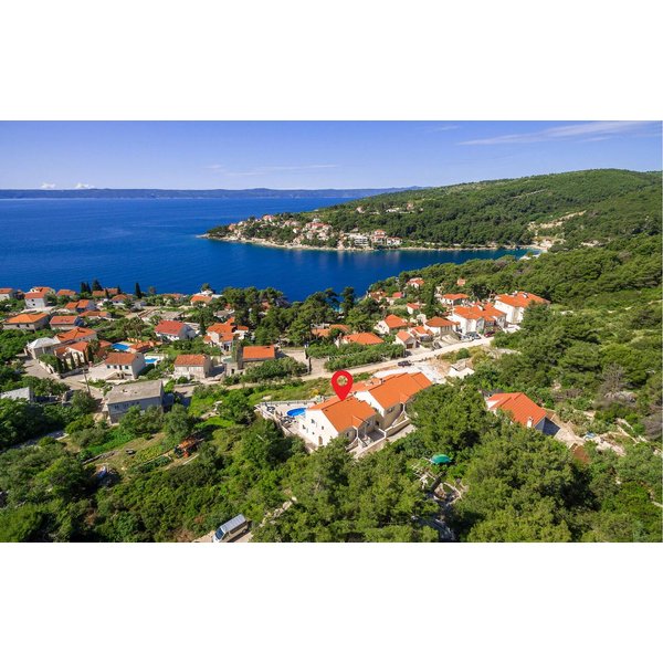 Maison De Vacances à Brac à Partir De 336€ Par Nuit-image