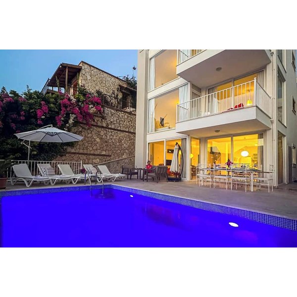 Maison De Vacances à Kaş à Partir De 554€ Par Nuit-image