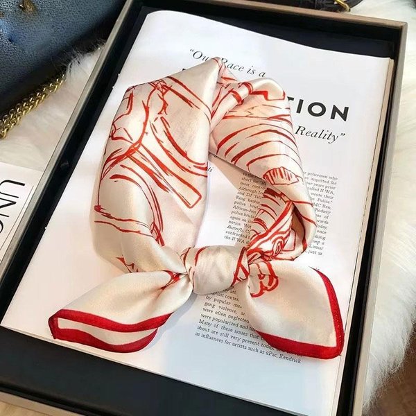 Naturalny Prawdziwy Jedwabny Szalik Damski Print Bandana Kwadratowe Szaliki Jedwab Morwowy Wiosenna Moda Luksusowy Letni PlażOwy Wysokiej JakośCi HidżAb Real Silk 53X53Cm-image