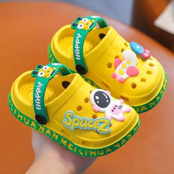 DziecięCe Buty Ogrodowe śLiczne SandałY PlażOwe EVA Z KreskóWek DziecięCe Kapcie Letnie DziecięCe Kapcie ZewnęTrzne Klapki 25 Yellow-image