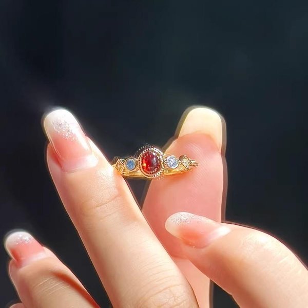 Anillos Vintage Little Palace Sparrow Rubí Para Mujer Anillo De Color Exquisito De Alta Gama Estilo CláSico JoyeríA De Fiesta De Arte Regalo Resizable-image