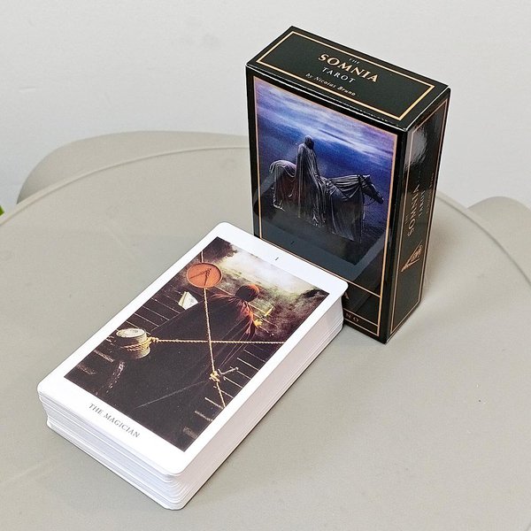 La Baraja De Tarot Somnia - Baraja De Tarot De FotografíA Surrealista De 78 Cartas 10.3*6Cm Para AdivinacióN, MeditacióN Y ColeccióN Negro-image
