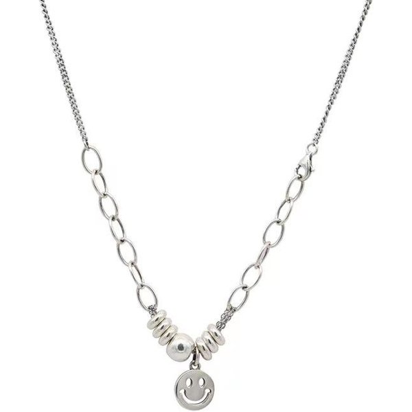 Nuevo Collar De Acero De Titanio Colgante Cara Sonriente Collar De Empalme Hombres Y Mujeres Nicho, Cadena Para ClavíCula De Personalidad Estilo FríO White-image