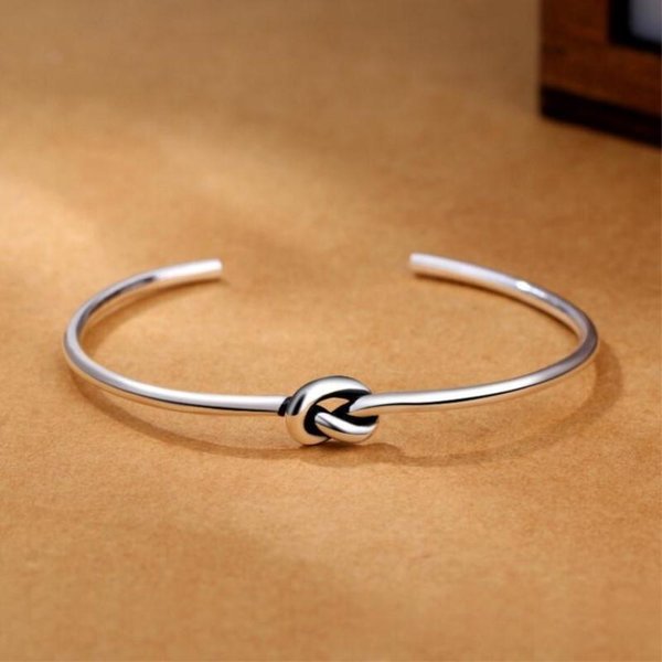 Nueva Moda Popular Pulseras De JoyeríA De Plata De Ley 925 Estilo Plata Tailandesa Vintage Amor Nudo Trenzado Brazaletes Femeninos Sl024-image