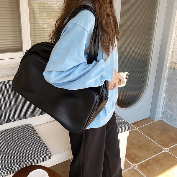 Bolso Tote De Gran Capacidad Para Mujer Viaje De Negocios De Corta Distancia Bolso De Hombro Nuevo Estilo Coreano OtoñO E Invierno Bolso De Equipaje-image
