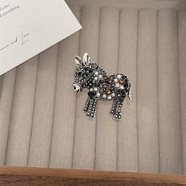 Moda Vintage Para Mujeres Hombres Lindo Burro Perla Cristal Pines Insignias CláSico Elegante Animal Broches MetáLicos Para Mujeres Hombres Regalo Gray-image