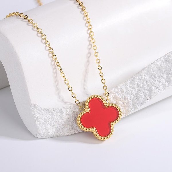 Collar Con Colgante De TréBol De Cuatro Hojas Y NáCar De Acero Inoxidable Chapado En Oro De 18 Quilates-image