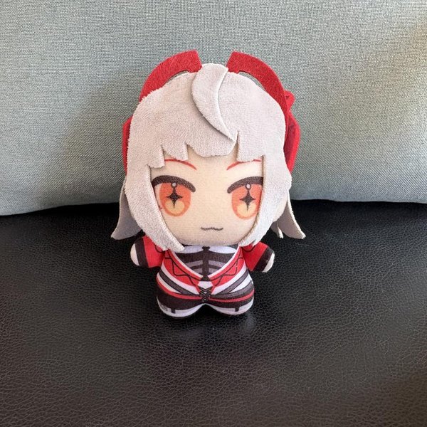 Nowa ŚMieszna Gra Anime Arknights Wisadel KapłAnka Pluszowa Zabawka Brelok Wisiorek Postać Breloczek KreskóWkowy Pluszowy Lalka About 10Cm-image
