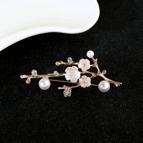 Corona De Flores De Ciruelo Mariposa Broche Pavo Real Abeja Accesorios Para Ropa Broche Incrustado De Circonita Broche De Lujo Broche-image