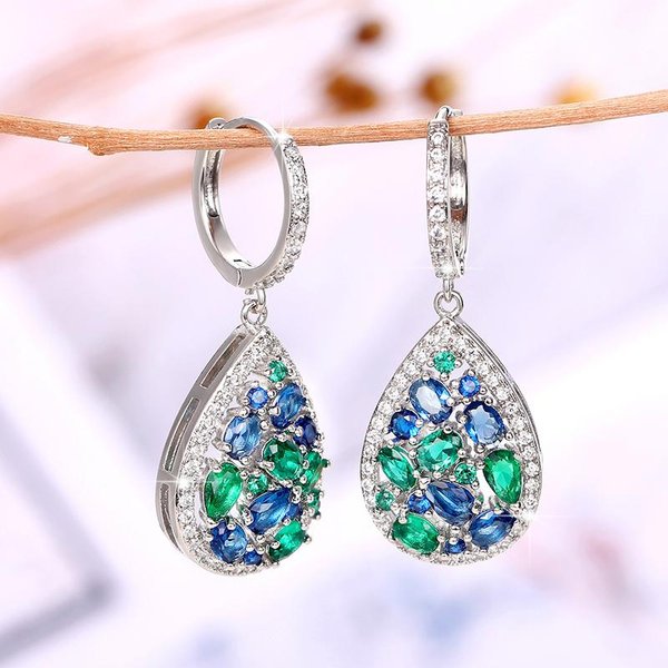 Huitan Pendientes Colgantes De Circonita CúBica Azul Brillante/Verde Para Mujer DiseñO Chic Boda Novia Accesorios Para Las Orejas JoyeríA De Moda Para Fiesta-image