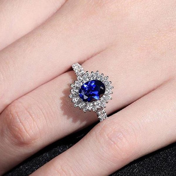 Anillo De Aniversario De Boda Huitan Con Zirconia CúBica Azul De Corte Ovalado JoyeríA De Lujo Regalo De San ValentíN Anillos De Moda Para Mujer 7-image
