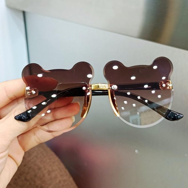 Moda Outdoor Okulary Dla Dzieci Okulary PrzeciwsłOneczne Dla Dzieci KształT NiedźWiedzia Modne Dziewczyny Cartoon Okulary Odcienie Kierowcy Przeciwodblaskowe ChłOpcy 1PCS Gray-image