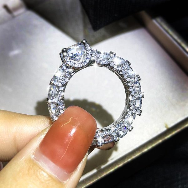 Anillo De Boda Exagerado Europeo Y Americano Banquete De Boda Lujo ZircóN Redondo CláSico Anillo No. 10-image