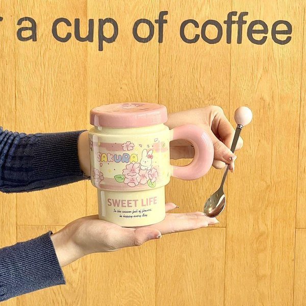 Taza De Conejo Con Flor De Cerezo De NiñA Linda Taza De CeráMica De Aspecto Atractivo Con Tapa Y Cuchara Taza De Desayuno Para Oficina Taza De Café 401-500Ml-image
