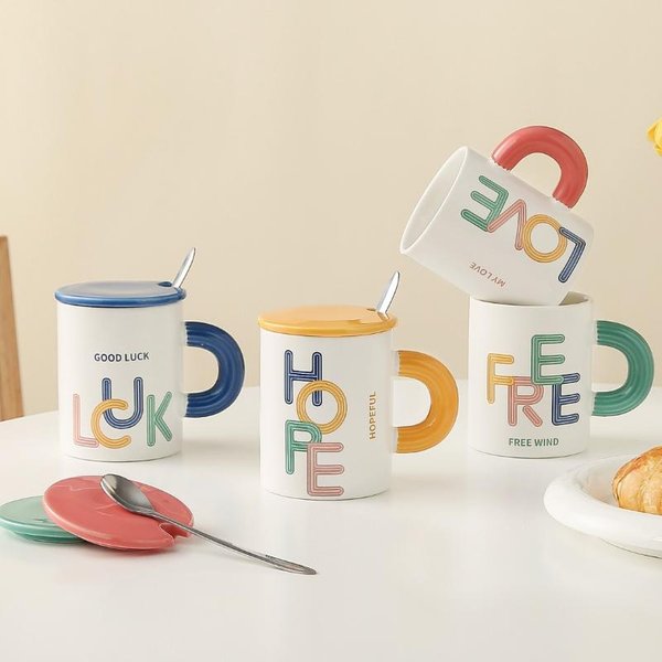 MałY Kubek Prezentowy Z Pokrywką I Uchwytem Kubek Na Wodę Z Literami Prosty Kubek Ceramiczny Kubek Kreatywny Kubek Prezentowy Ze łYżEczką 350ML Beige-image