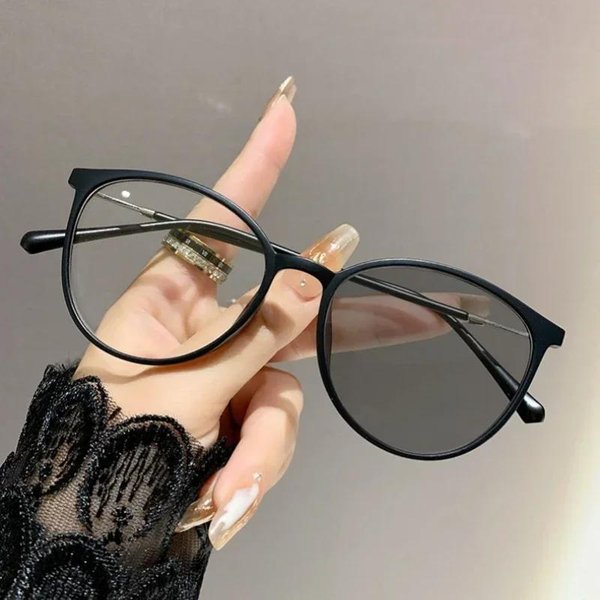 Luksusowe Fotochromowe Okulary Do KróTkowzrocznośCi Damskie ZmieniająCe Kolor Minusowe Soczewki Okulary Outdoor Inteligentne Soczewki Do -4 0 -1.5-image