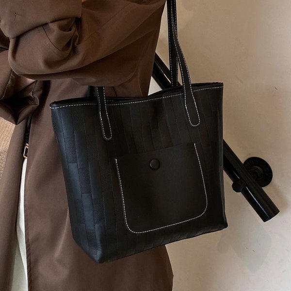 Bolso De Gran Capacidad Para Mujer Con VersáTil OtoñO E Invierno Nuevo Moderno Casual Bolso De Hombro Cuadros Clase Viajero Bolso De Juguete-image