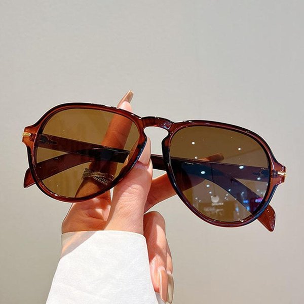 Gafas De Sol De Piloto De DiseñAdor De Lujo Para Mujer Hombre Vintage Montura Grande Remaches Punk Gafas De Sol UV400 Moda Tendencia-image