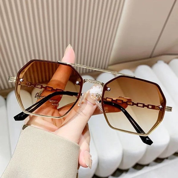 Gafas De Sol Cuadradas De DiseñAdor Para Mujer Hombre Montura De Metal GeoméTricas Gafas De Sol Femeninas Masculinas Moda Oculos De Sol UV400-image