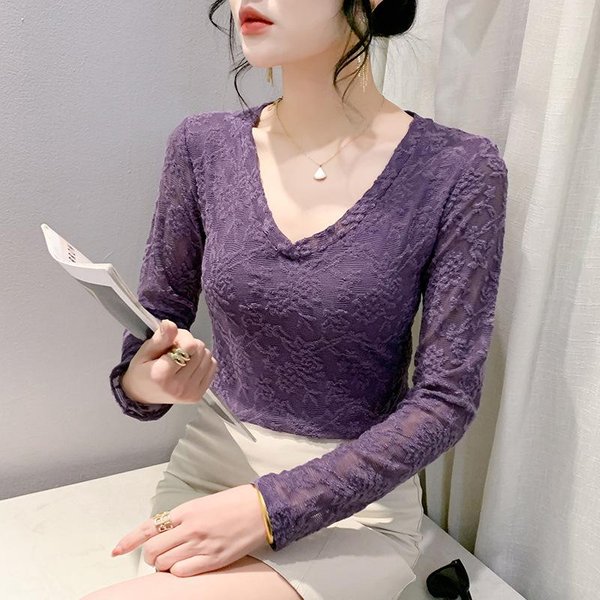 Top De Encaje Para Mujer En Primavera Y OtoñO Nueva Camiseta Sexy De Manga Larga Con Cuello En V Ajuste CeñIdo Camiseta BáSica Interior De Malla 4XL PúRpura-image