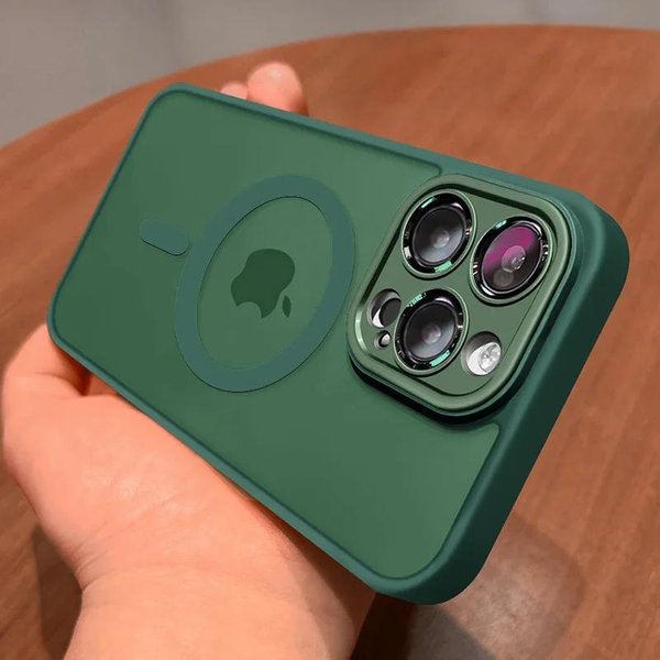 Matowe PółPrzezroczyste Pancerne Etui WstrząSoodporne Dla Iphone 15 14 13 12 11 Pro Max Plus Dla Bezprzewodowego ŁAdowania Magsafe Pokrowiec Ochronny Na Obiektyw For Iphone 14-image