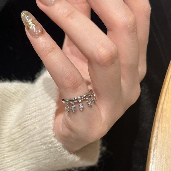 Anillo De Borlas De Gota De Agua De Moda Chic De Alta Calidad Para Mujer, Anillo De Lujo Ligero Adecuado Para Uso Diario De JoyeríA Resizable-image