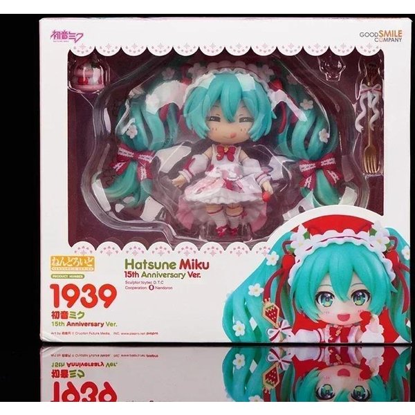 ¡Caliente-Nuevo! Figura De Anime Hatsune Miku #1939 15º Aniversario Strawberry Miku Figura De AccióN #1940 Set De PVC Modelo MuñEca Juguetes Regalo-image