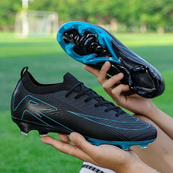 Nowe MęSkie Buty PiłKarskie FG AntypośLizgowe Korki PiłKarskie Buty Treningowe DłUgie Kolce Ultralekkie Outdoor Dropshipping 37-image