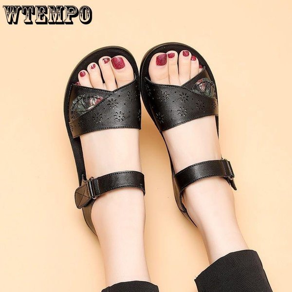 Sandalias De Mujer Cuero Suela Blanda Zapatos De Mamá Moda Verano Zapatos CóModos Sandalias De Suela Gruesa Antideslizante Planas Para Mediana Edad | Material PU 39-image