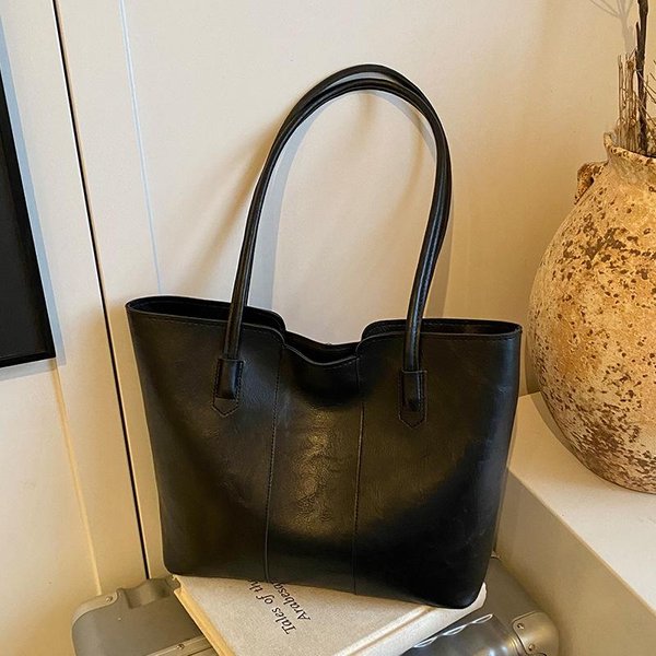 Bolso De Gran Capacidad Para Viajes Diarios Para Mujer Bolso Tote Simple Y VersáTil Moda De Nicho De Gama Alta Bolso De Hombro Para Mujer Black-image