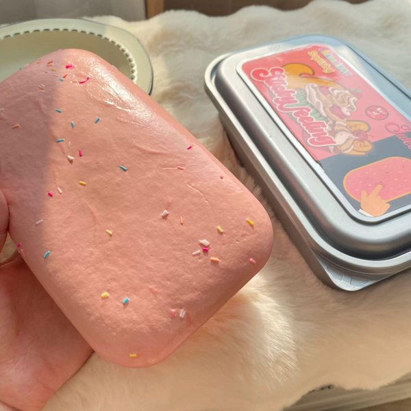 Nowe Lepkie RęCe Wyciskany Chleb Powolne Odbicie Ulga W Stresie Sensoryczna Zabawka Fidget MięKkie Hachimi Squishies Szczeniak Truskawkowy-image