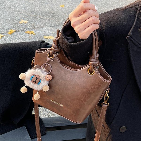 Bolso Cubo Nuevo OtoñO E Invierno Cuero Genuino Cruzado Para Mujer Bolso Cesta Vegetal De Gama Alta Bolso De Hombro-image