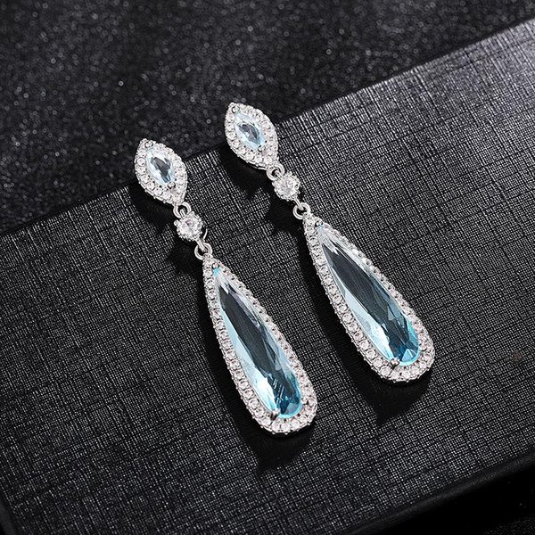 Huitan Pendientes Colgantes EstéTicos Azul Claro Para Mujer DiseñO ContraíDo De Moda Pendientes De Dama Con Temperamento JoyeríA Para Fiesta De Boda-image