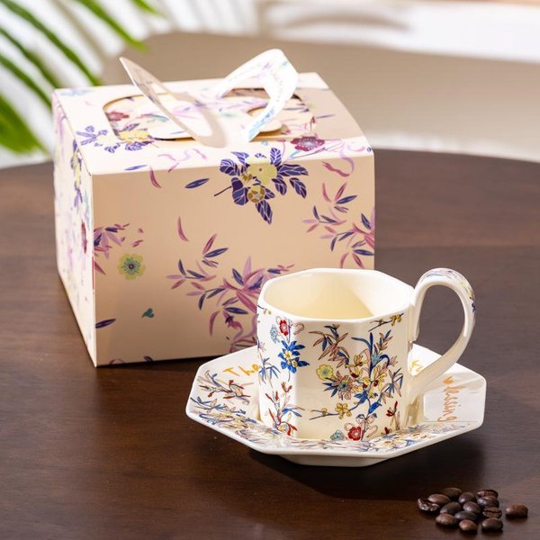 Exquisita Taza De Café Con Platillo Flor Amor Tetera CeráMica Caja De Regalo Set InauguracióN De Casa ReciéN Casados Navidad Mejor Amigo Regalo De CumpleañOs 230ML Beige-image